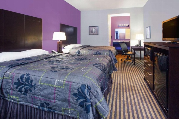 Super 8 by Wyndham Carthage TX image 29